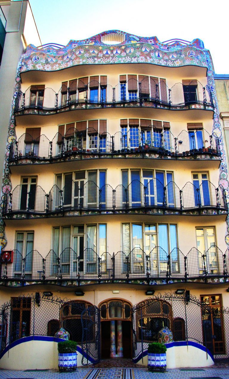 CASABATLLO Amadalvarez Wikipedia 768x1267